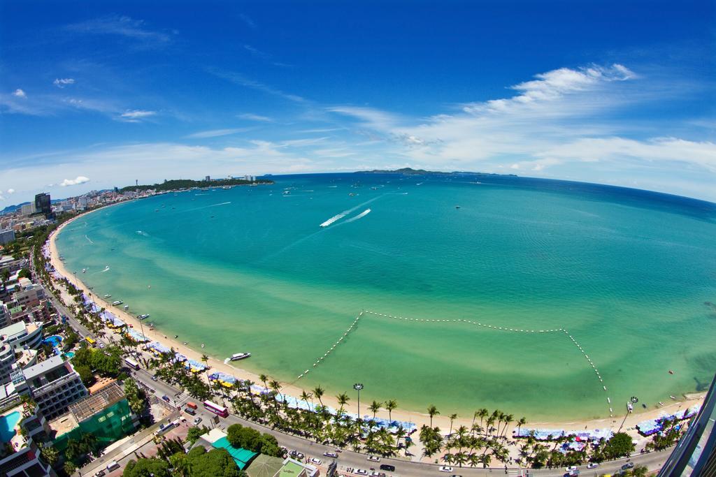 Ruamchok Ocean View Appartement Pattaya Buitenkant foto