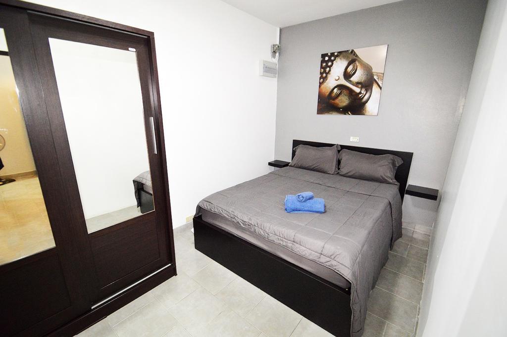 Ruamchok Ocean View Appartement Pattaya Buitenkant foto