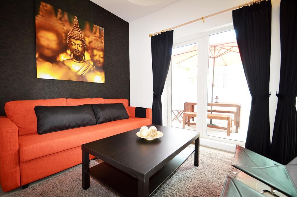 Ruamchok Ocean View Appartement Pattaya Buitenkant foto