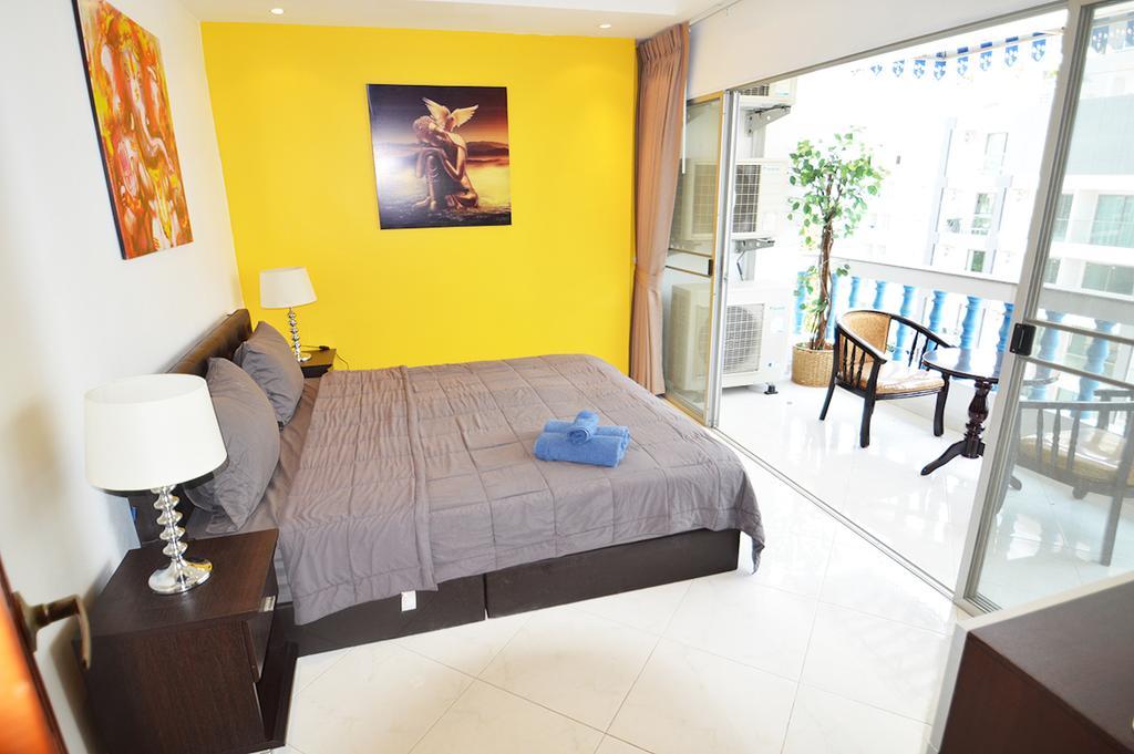 Ruamchok Ocean View Appartement Pattaya Buitenkant foto