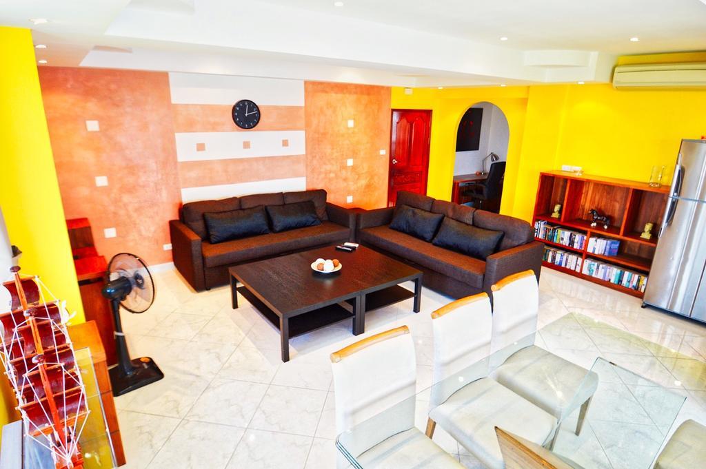 Ruamchok Ocean View Appartement Pattaya Buitenkant foto