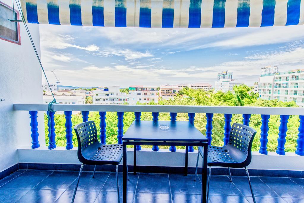 Ruamchok Ocean View Appartement Pattaya Buitenkant foto