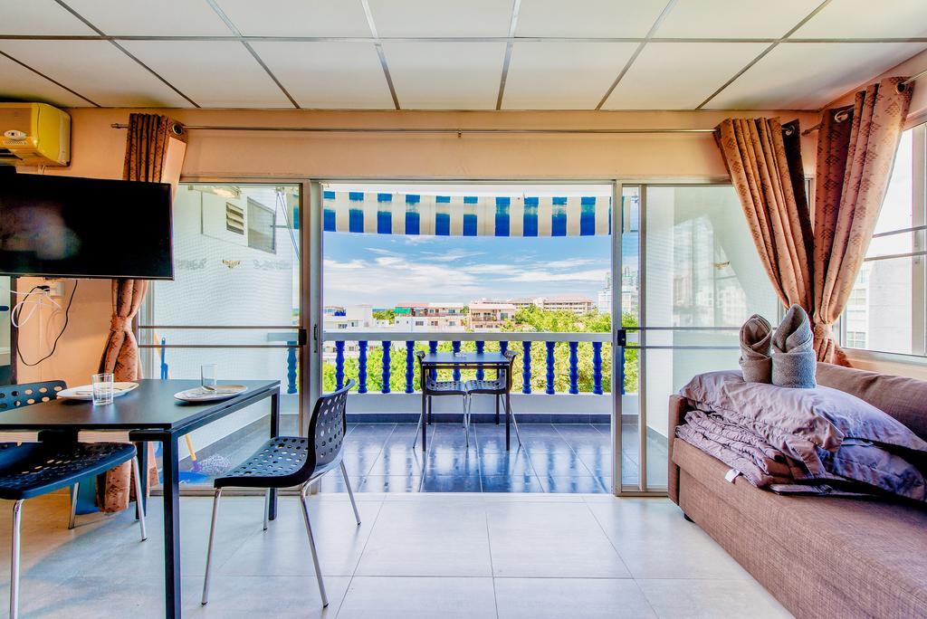 Ruamchok Ocean View Appartement Pattaya Buitenkant foto