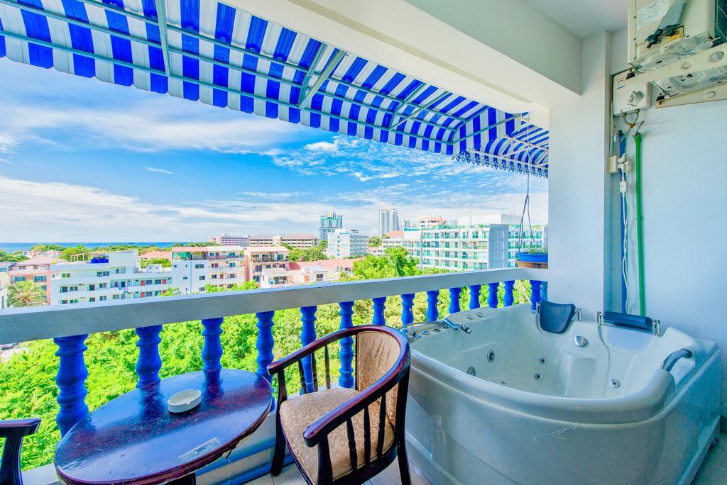 Ruamchok Ocean View Appartement Pattaya Buitenkant foto